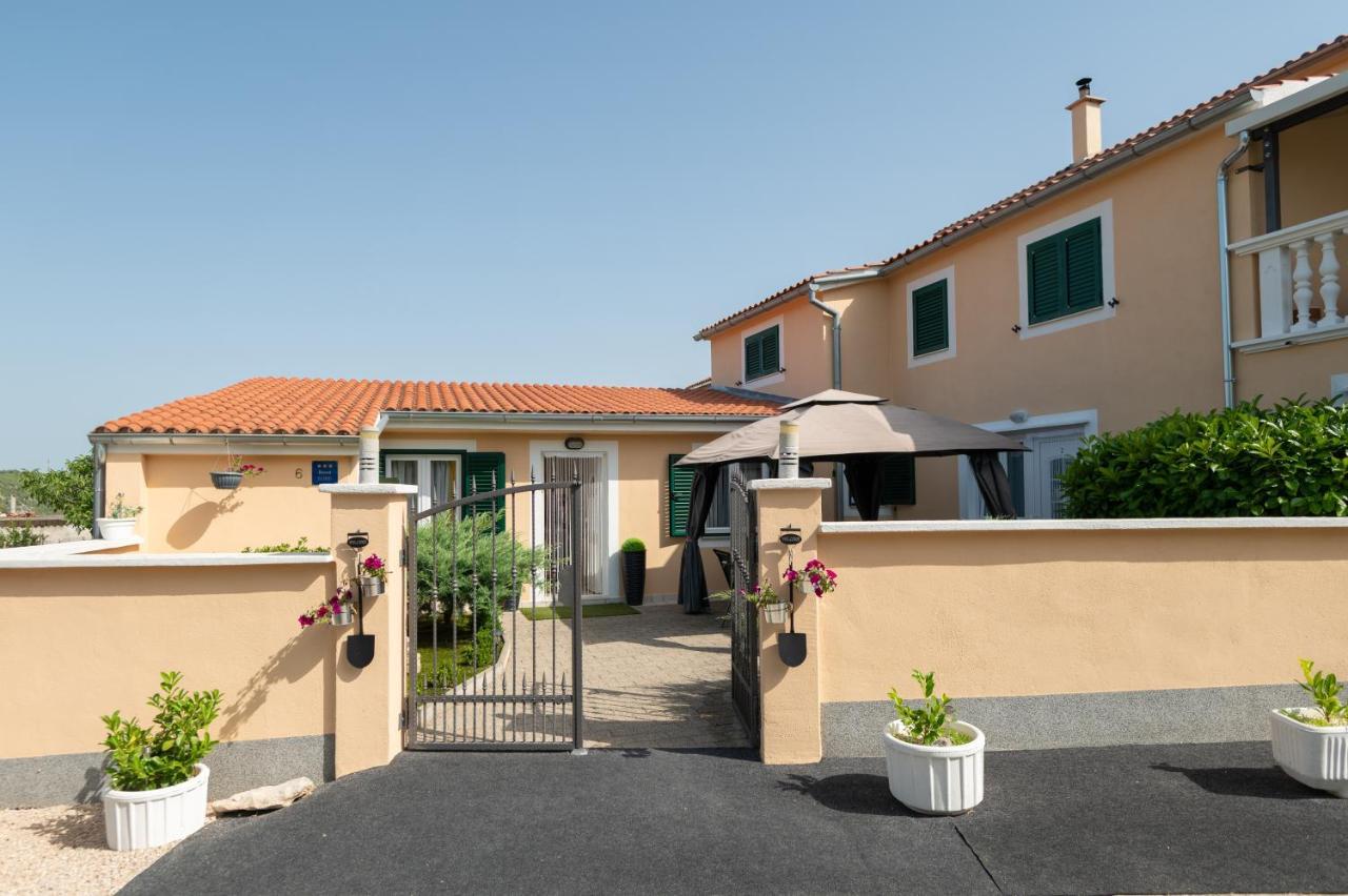 Apartments Andela Skradin Zewnętrze zdjęcie